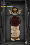 JOYTOY  Warhammer 40k 1: 1 Ultramarines Captain MkX Helmet & Display Stand