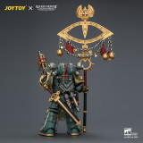JOYTOY JT04339 Warhammer The Horus Heresy 1:18 Sons of Horus Maloghurst the Twisted the Warmaster's Equerry with Legion Standard and Banestrike Bolter