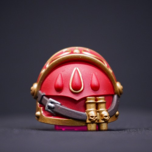 CTC 922-927 Shoulder Armor for Blood Angels