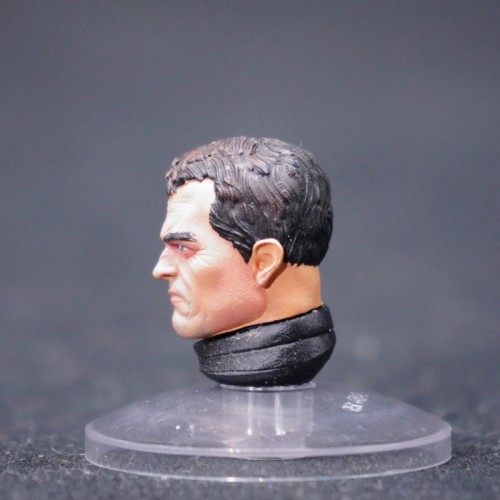 CTC 4126 Head Sculpture for Ultramarines Lieutenant Titus