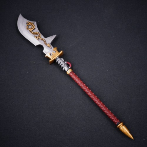 CTC 582 Green Dragon Crescent Blade for white scars